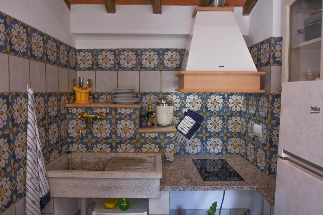 Elba Borgo Di Latrano Apartment Magazzini  Екстериор снимка
